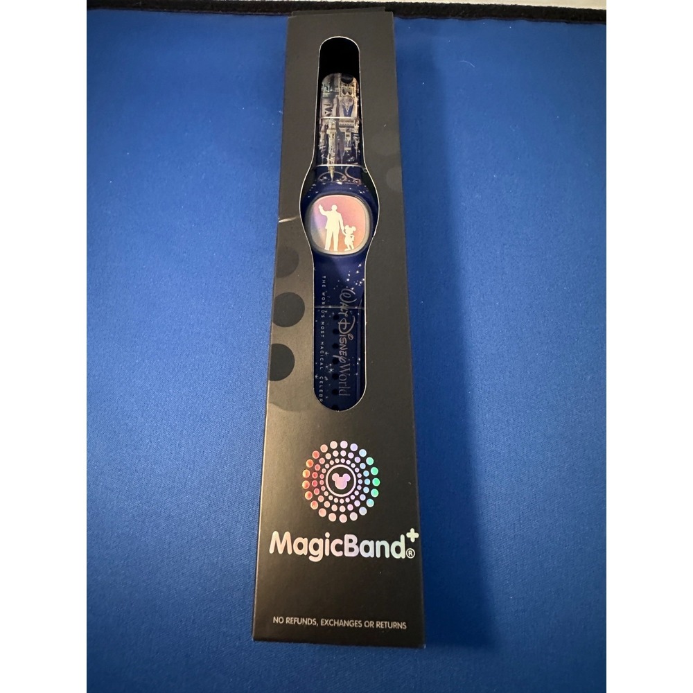 Disney Parks 50th Anniversary MagicBand+ Partners Statue New Unlinked - Picture 6 of 7